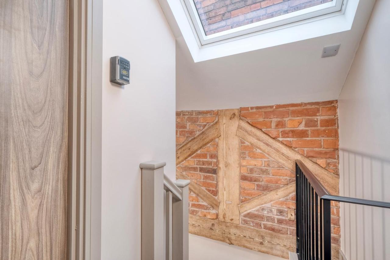 The Station Loft City Centre 1-Bed Apartment Вустер Екстер'єр фото